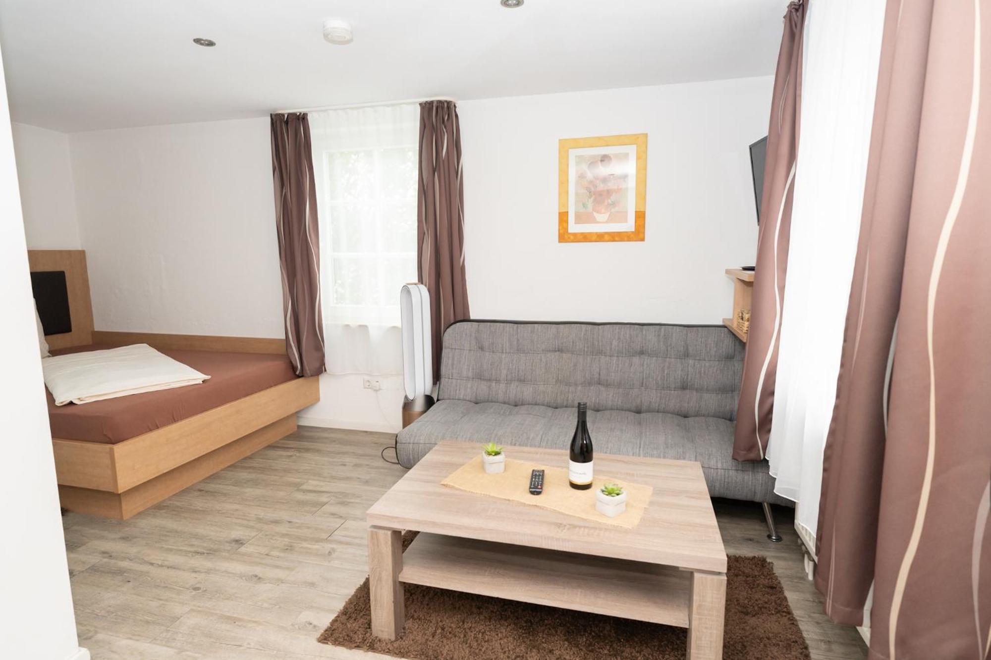 Hotel Garni Burg Waldenstein Rudersberg Eksteriør bilde
