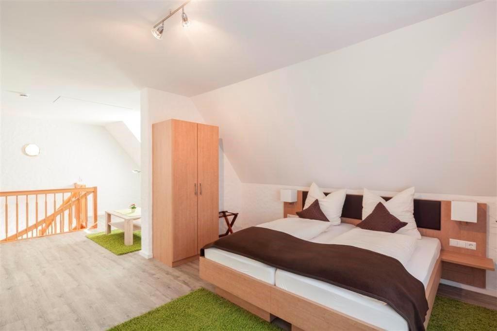 Hotel Garni Burg Waldenstein Rudersberg Eksteriør bilde